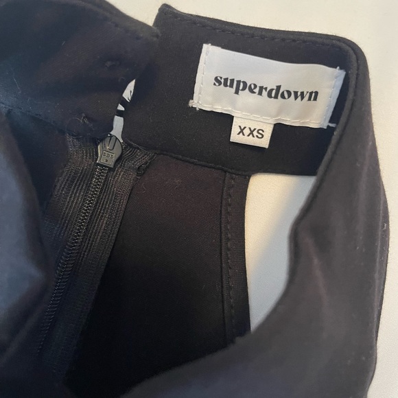 superdown 🖤🖤 Bestselling Tegan Wrap Mini Dress in Black - XXS - Picture 7 of 7